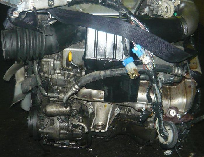  Nissan VQ30DE (Y33) :  8